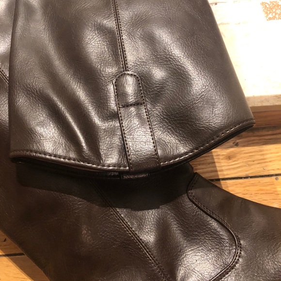 The Gap tall boots size 9 worn once - Picture 8 of 9